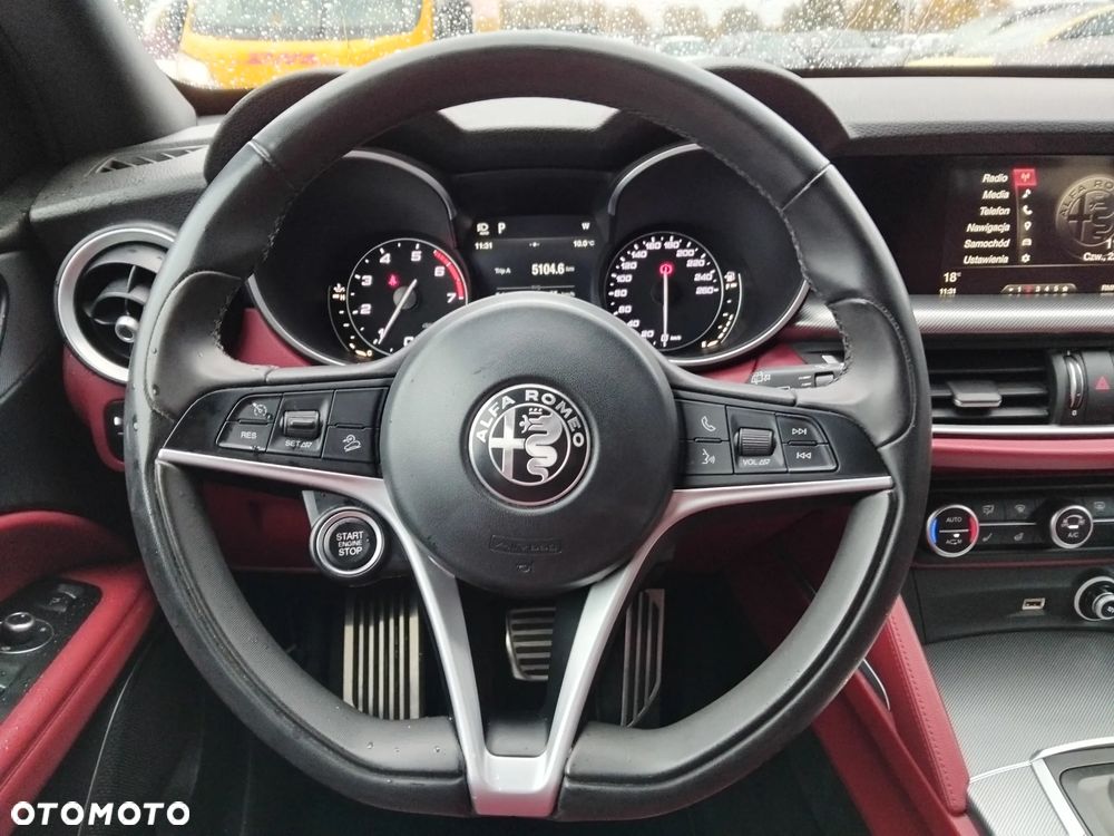 Alfa Romeo Stelvio 2.0 Turbo Executive Q4 - 8