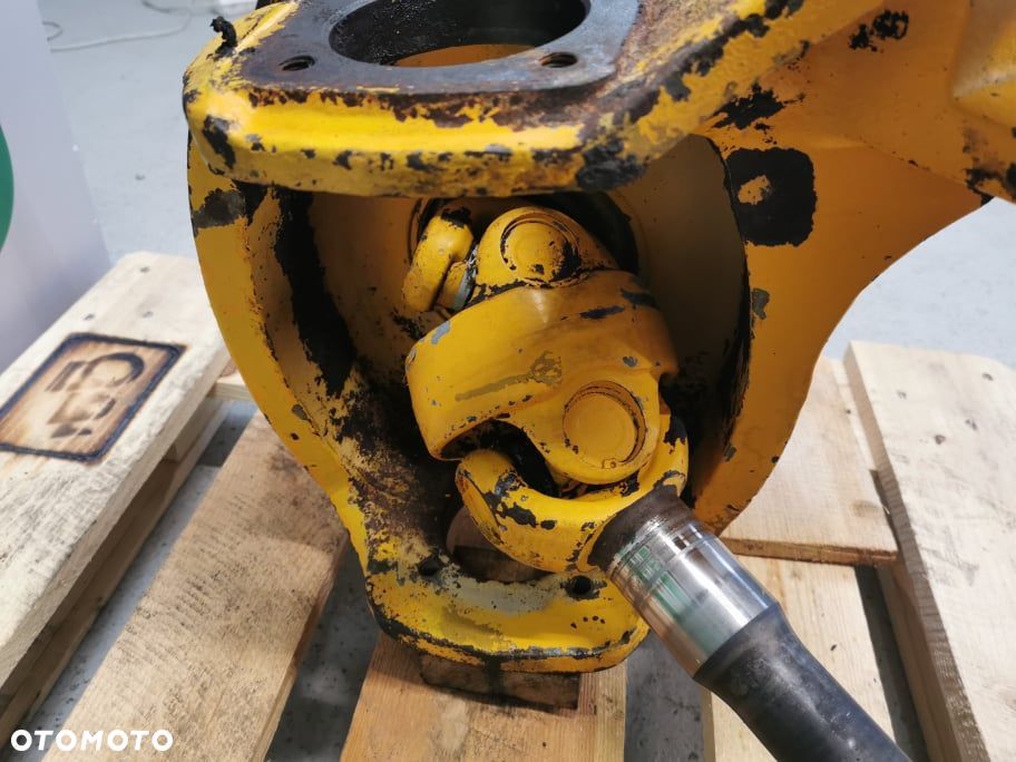 Półoś kompletna zwolnicy JCB 530-70 - 11