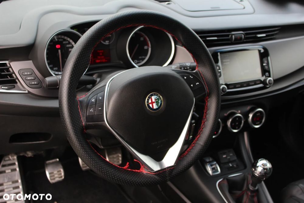 Alfa Romeo Giulietta 1.6 JTDM 16V Impression - 16