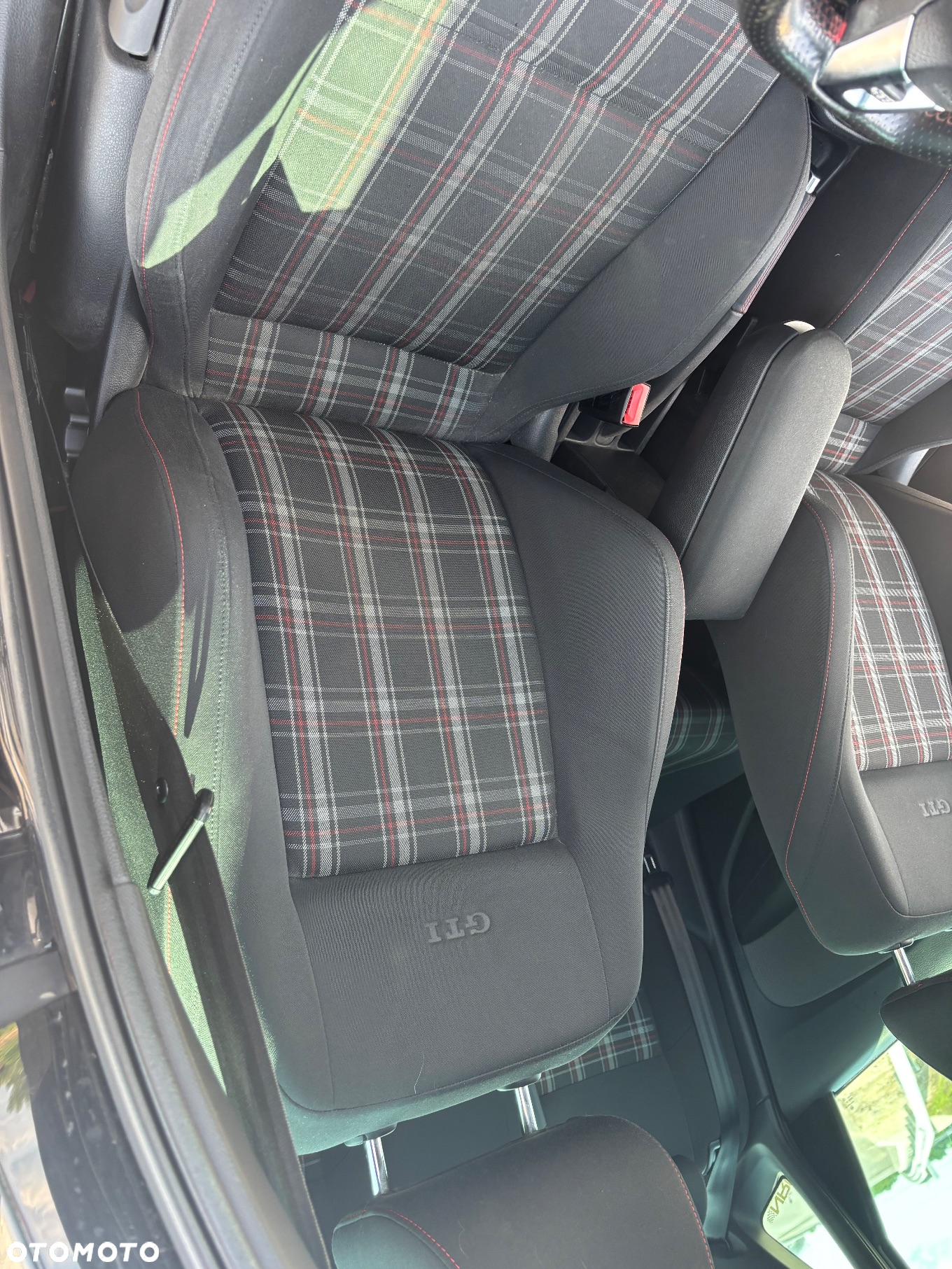 Volkswagen Polo 1.4 TSI GTI DSG - 35