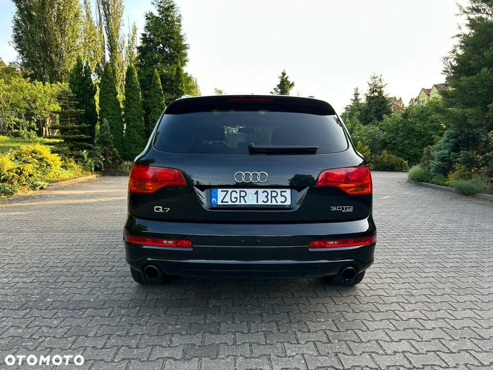 Audi Q7 - 6