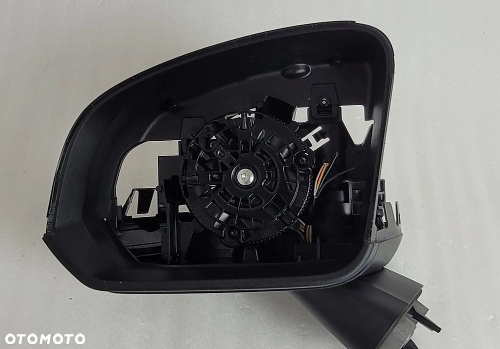 LUSTERKO LEWE 14PIN VOLVO XC40 2017- 31442777 3147761 14pin - 2