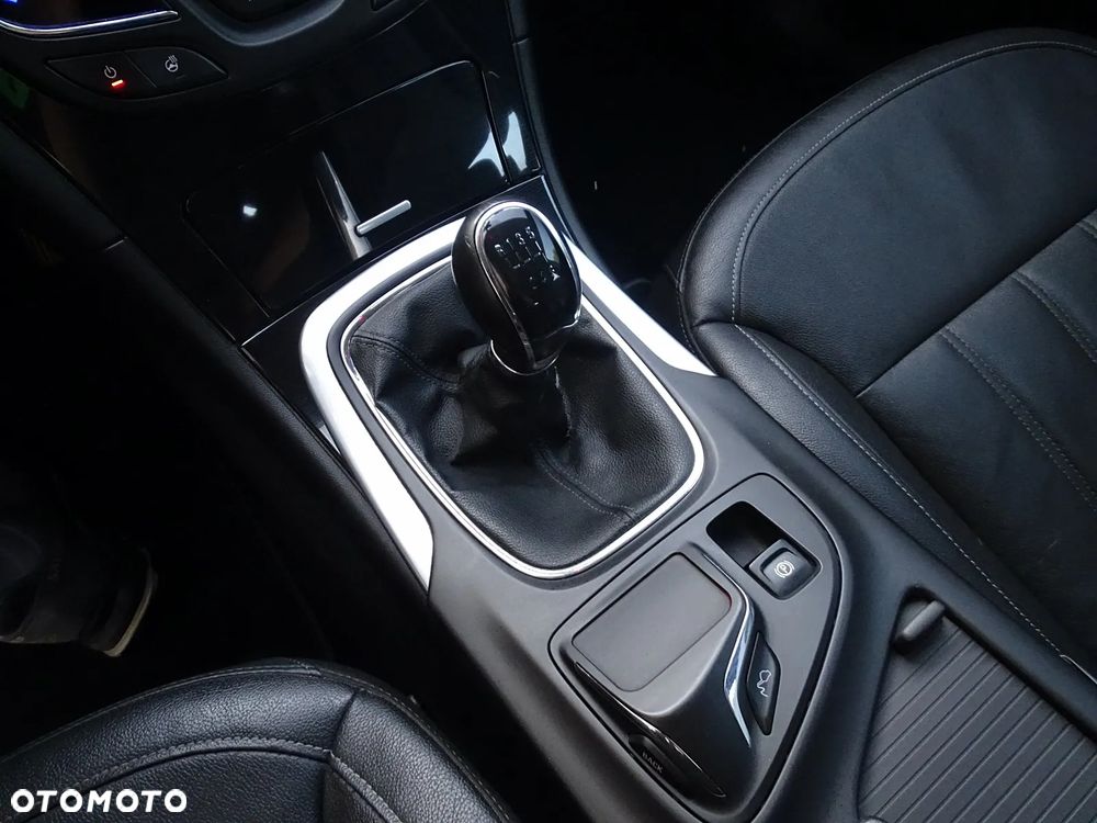 Opel Insignia 2.0 CDTI 4x4 ecoFLEXStart/S Business Innovation - 33