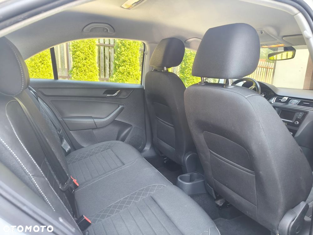 Skoda RAPID 1.6 TDI DPF Style - 9