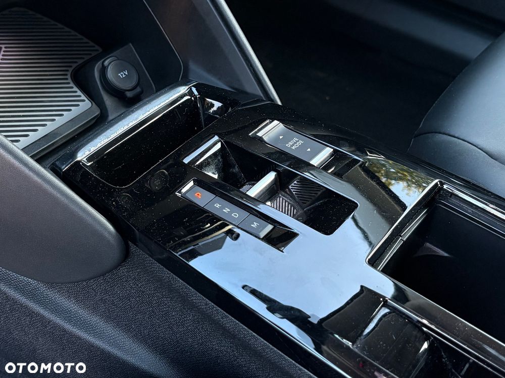 Citroën C4 PureTech 130 Stop&Start EAT8 FEEL PACK - 20