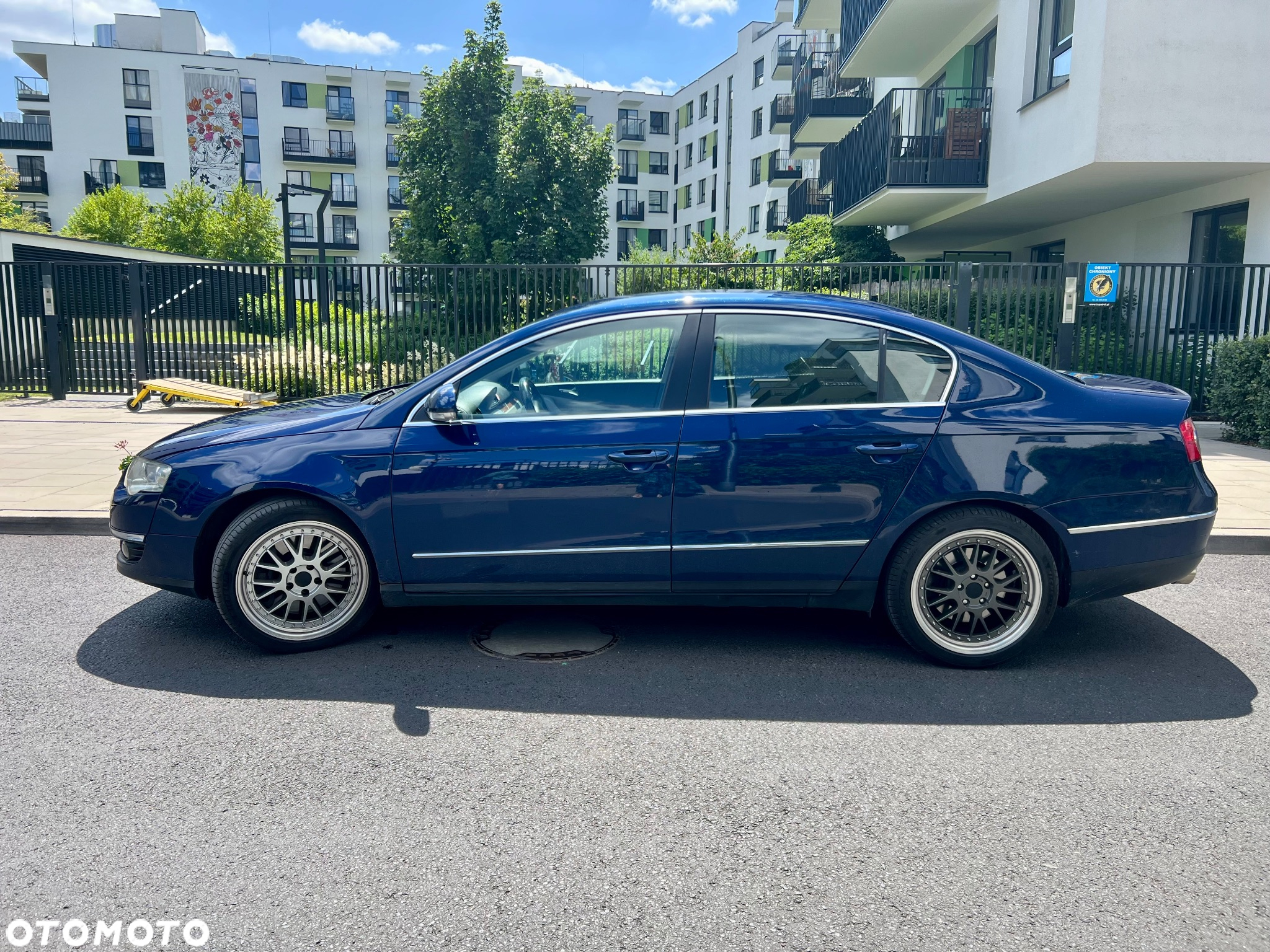 Volkswagen Passat 3.2 V6 FSI 4Mot Sportline DSG - 2