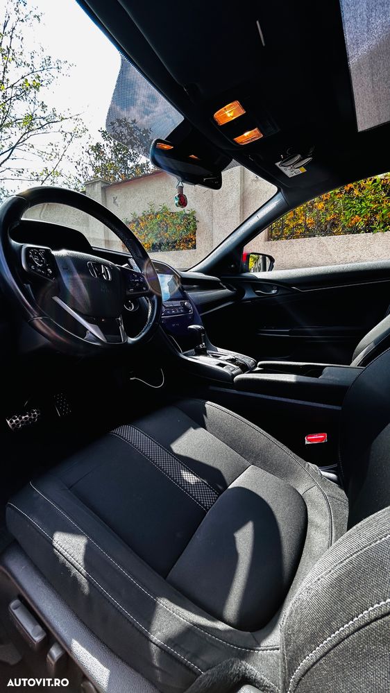 Honda Civic 1.5 VTEC Turbo CVT Sport Plus - 26