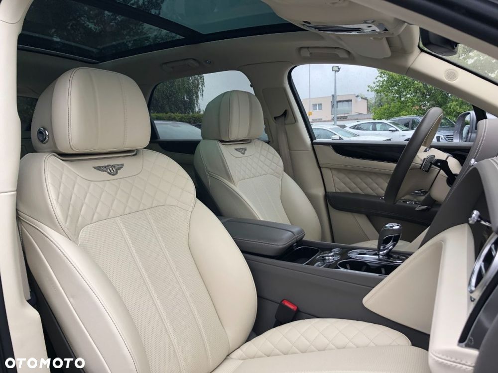 Bentley Bentayga - 8