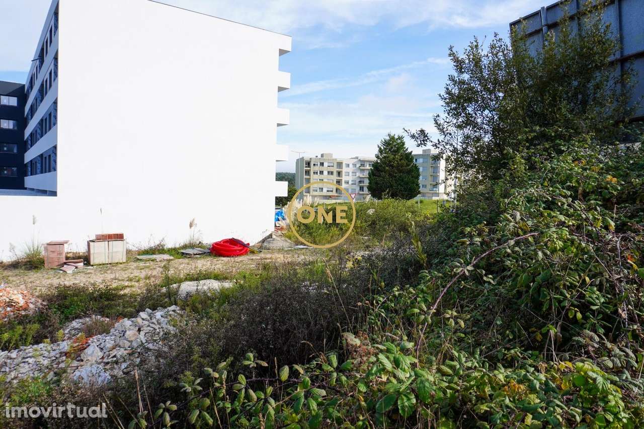 Terreno Urbano em Lourosa - Grande imagem: 2/4
