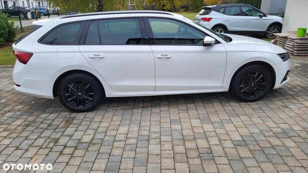 Skoda Octavia 2023 photo 4