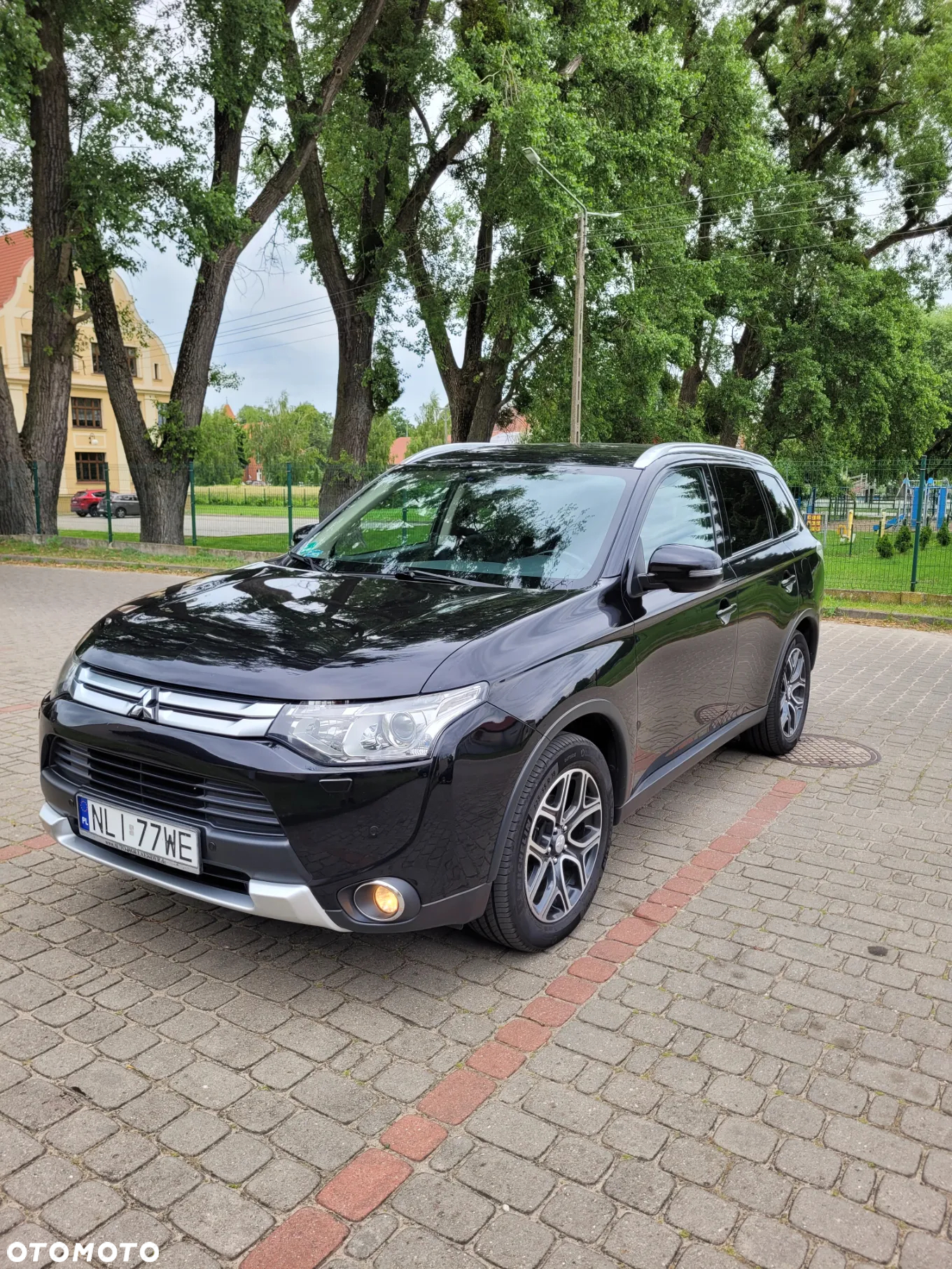 Mitsubishi Outlander 2.2 DID Intense - 2
