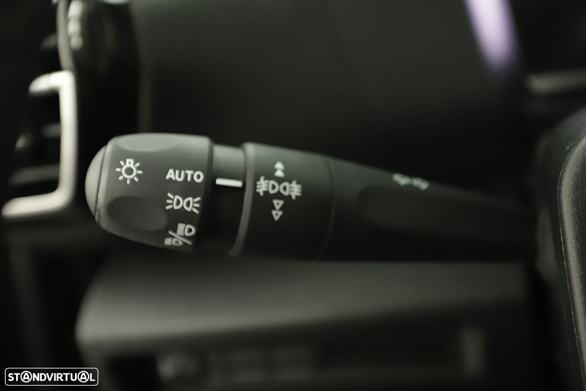 Citroën C4 1.2 PureTech Max EAT8 - 15