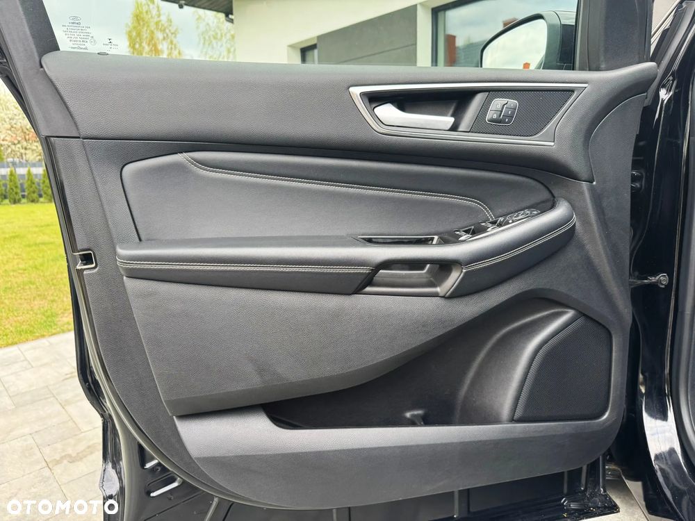 Ford Edge 2.0 TDCi 4x4 Titanium - 8