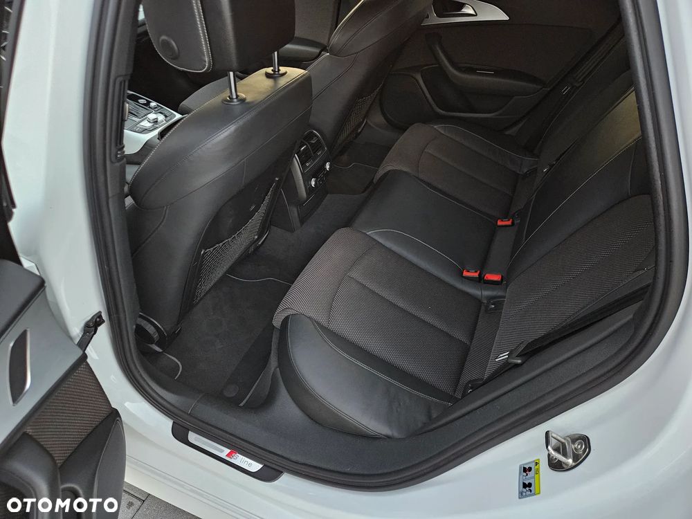 Audi A6 Avant 2.0 TDI quattro S tronic - 22