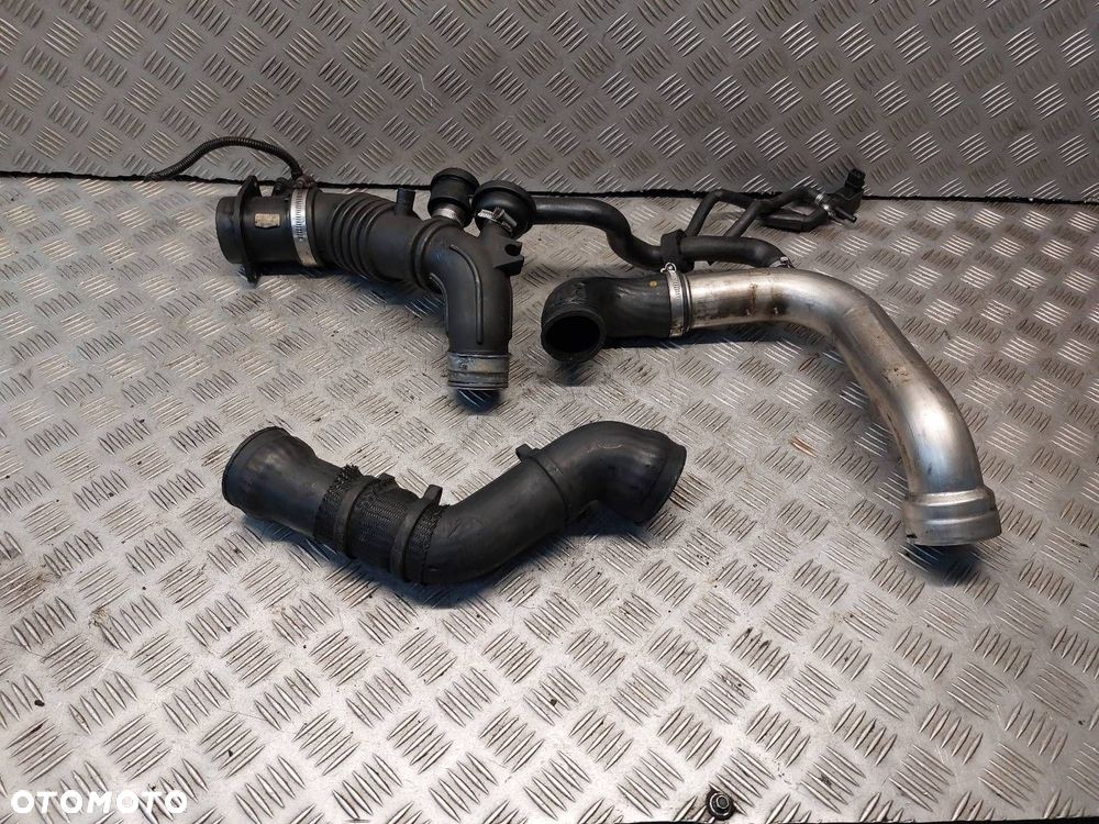 DOLOT POWIETRZA PRZEPŁYWOMIERZ AUDI A3 8L LIFT 1.8 T AUM - 1