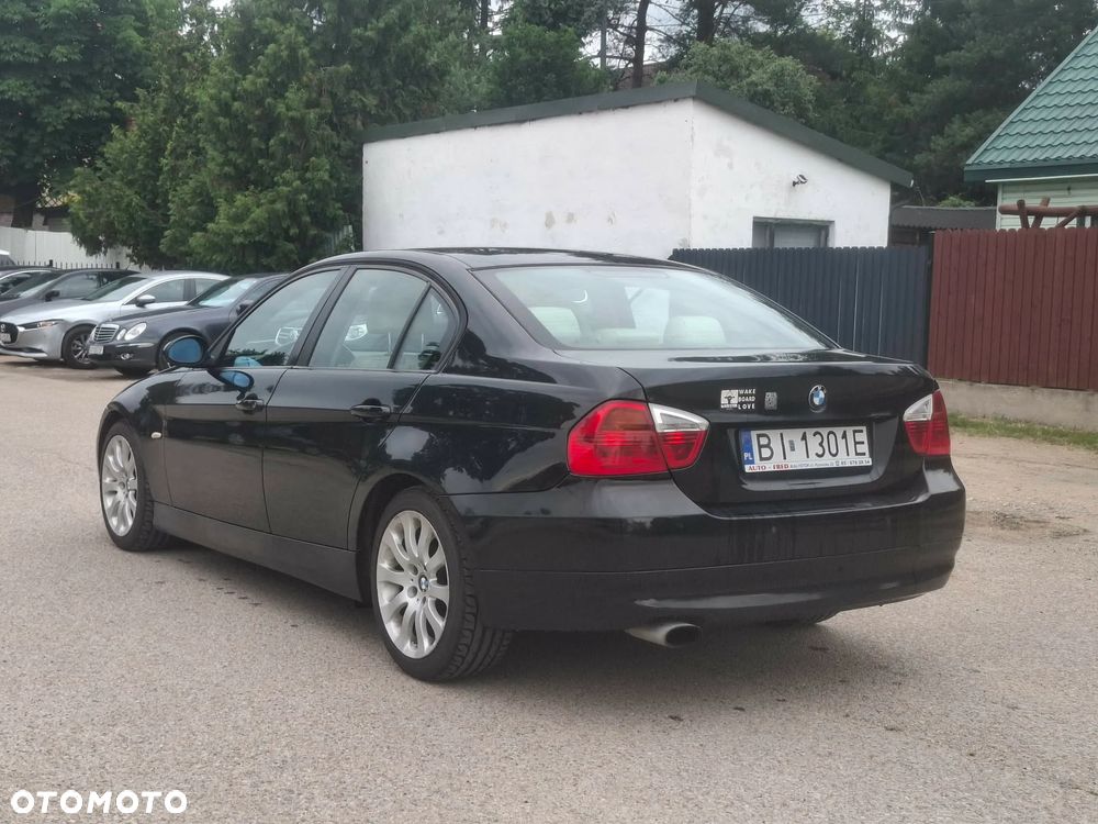 BMW Seria 3 320d - 9