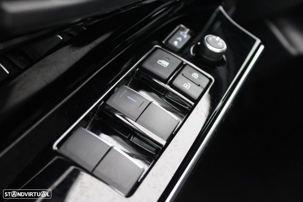 Toyota bZ4X 71,4 kWh Exclusive - 35