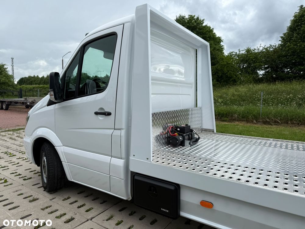 Mercedes-Benz Sprinter - 6