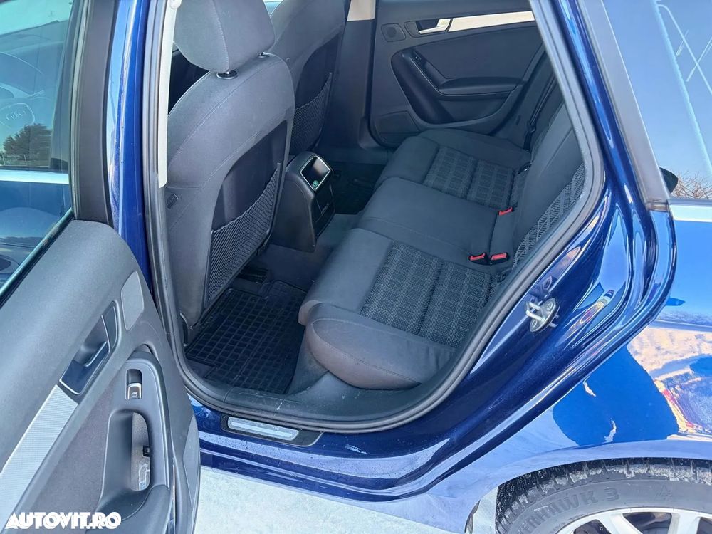 Audi A4 2.0 TDI quattro S tronic - 6