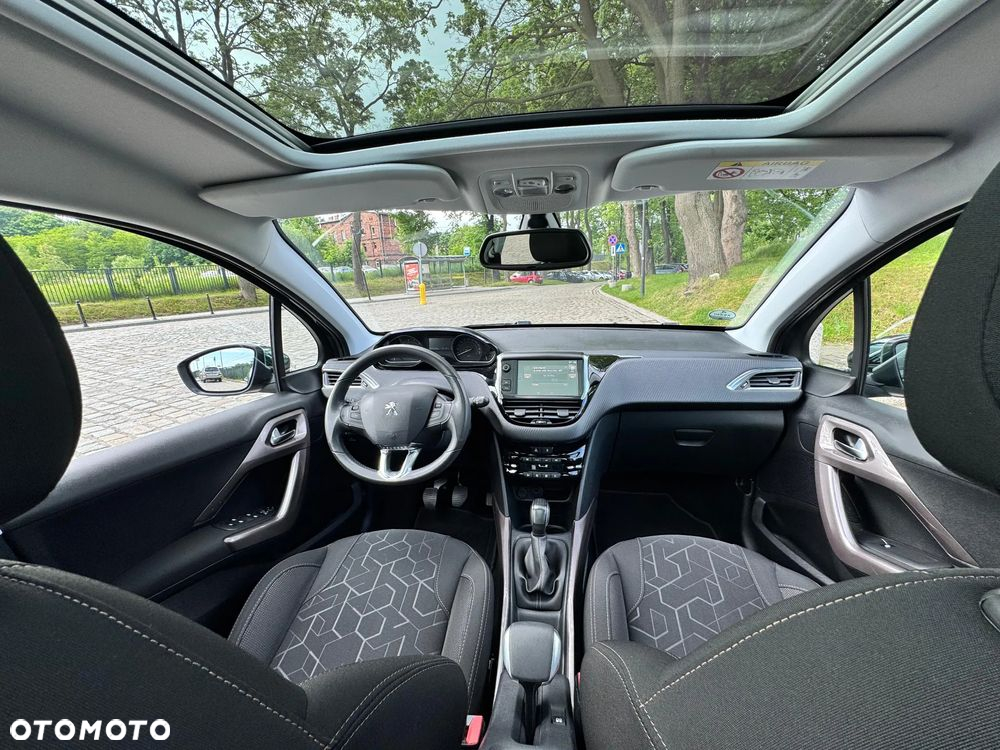 Peugeot 2008 1.2 VTi Allure - 14