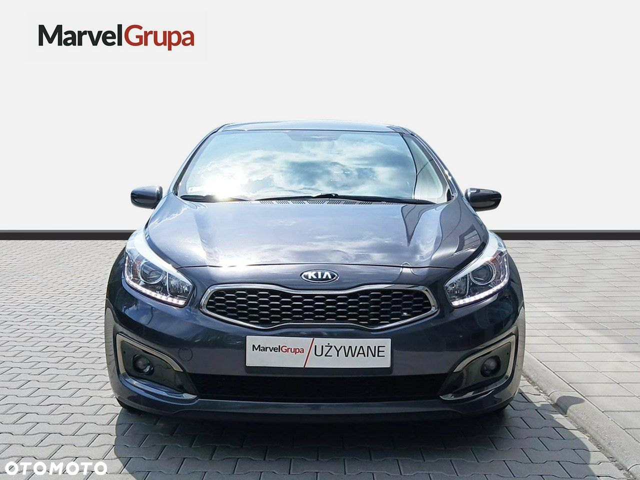 Kia Ceed - 8