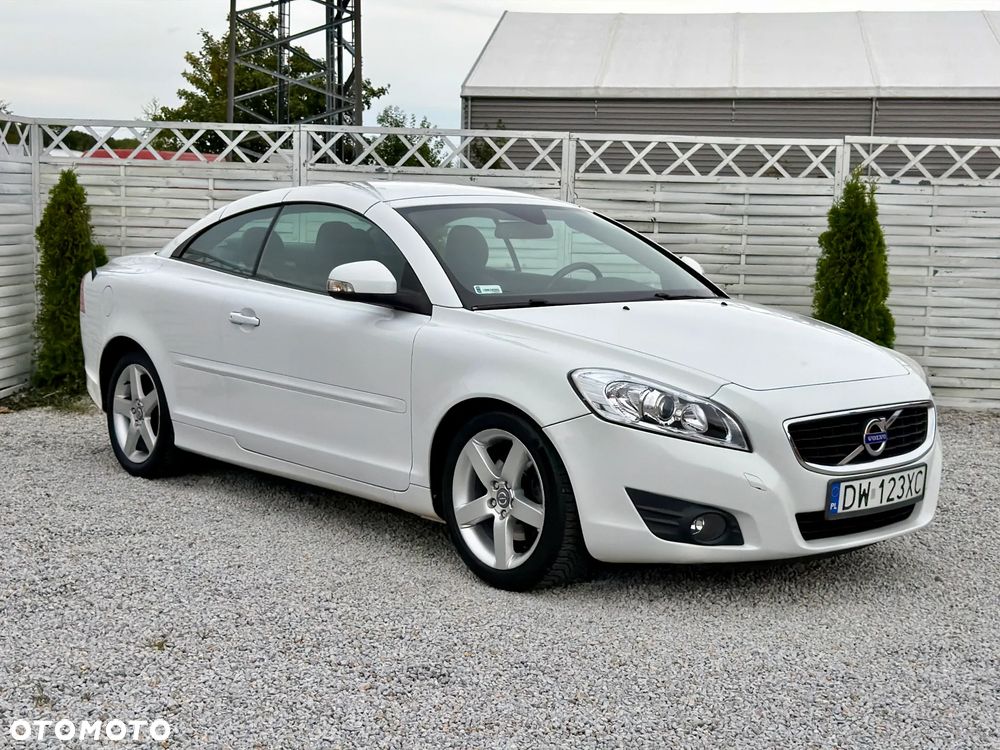 Volvo C70 2.0D Momentum - 28