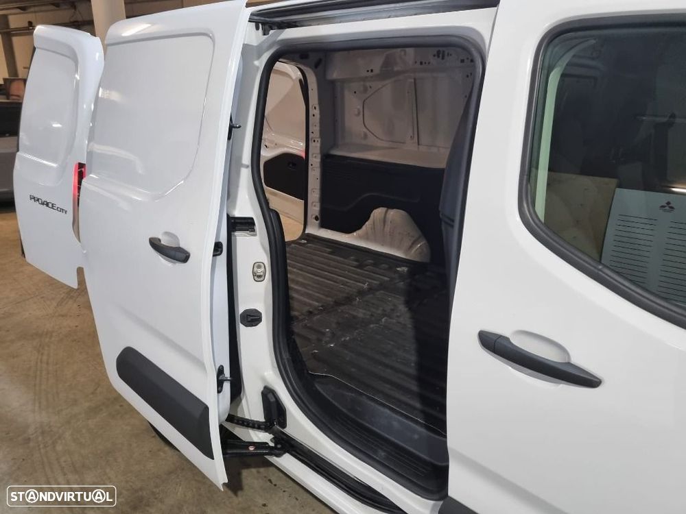 Toyota PROACE CITY DIESEL 20-24 1.5D L2 COMFORT - 17