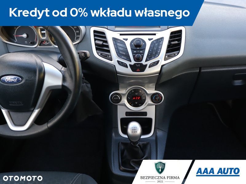 Ford Fiesta - 13