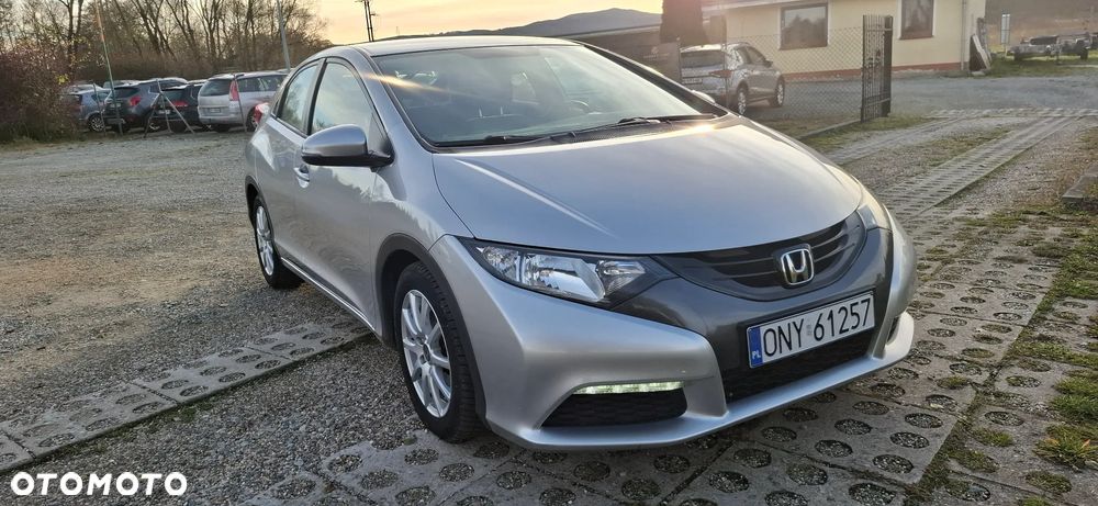 Honda Civic 1.6 i-DTEC Executive Navi - 10