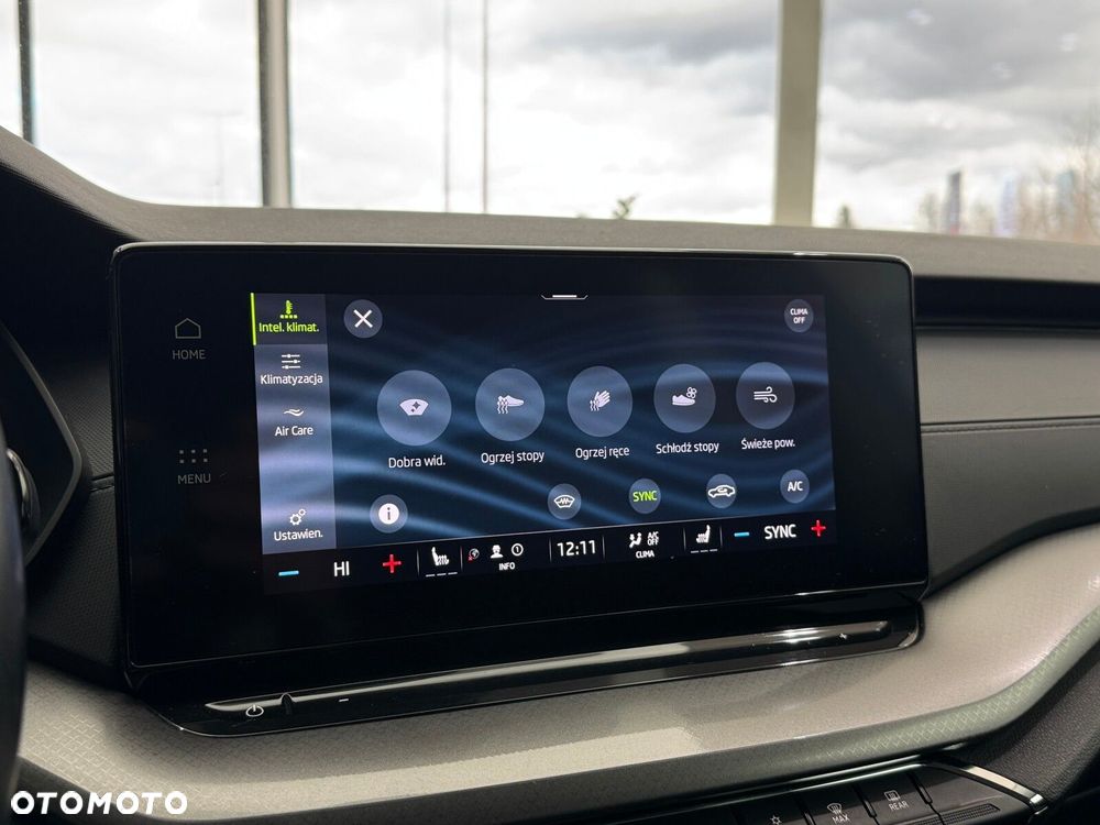 Skoda Octavia 2.0 TDI Ambition DSG - 34