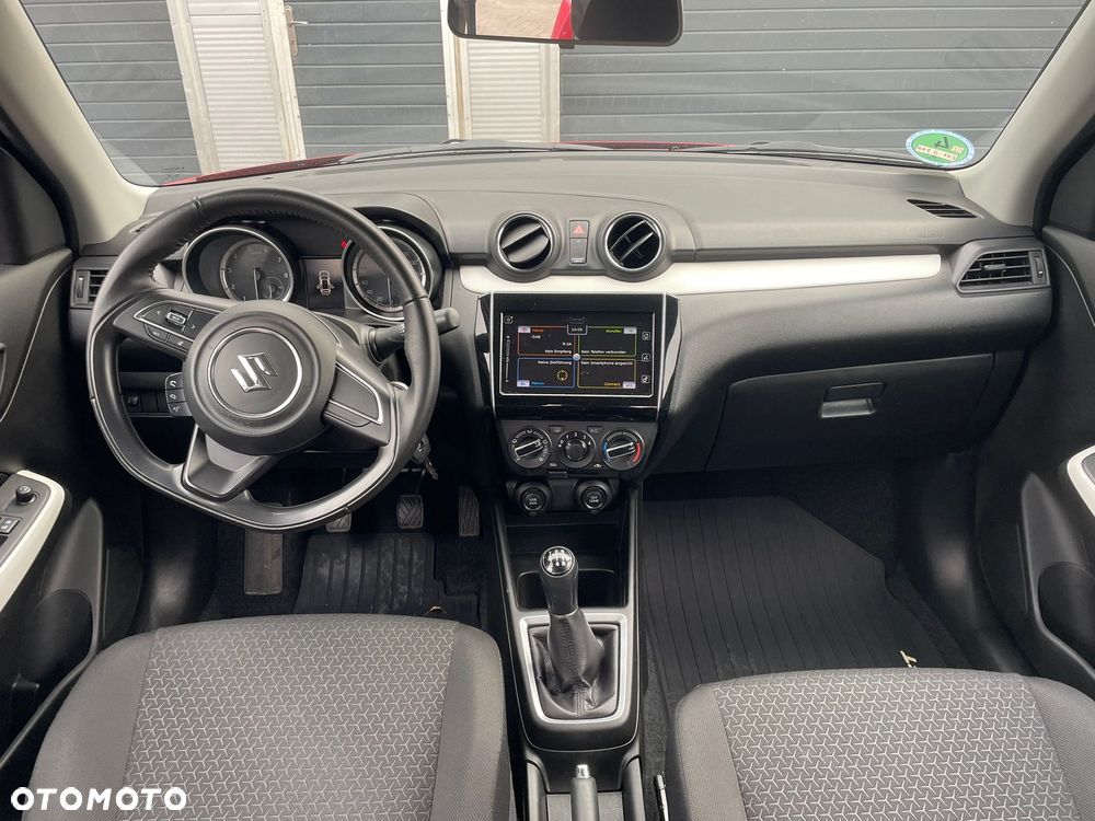 Suzuki Swift 1.2 SHVS Premium Plus - 12