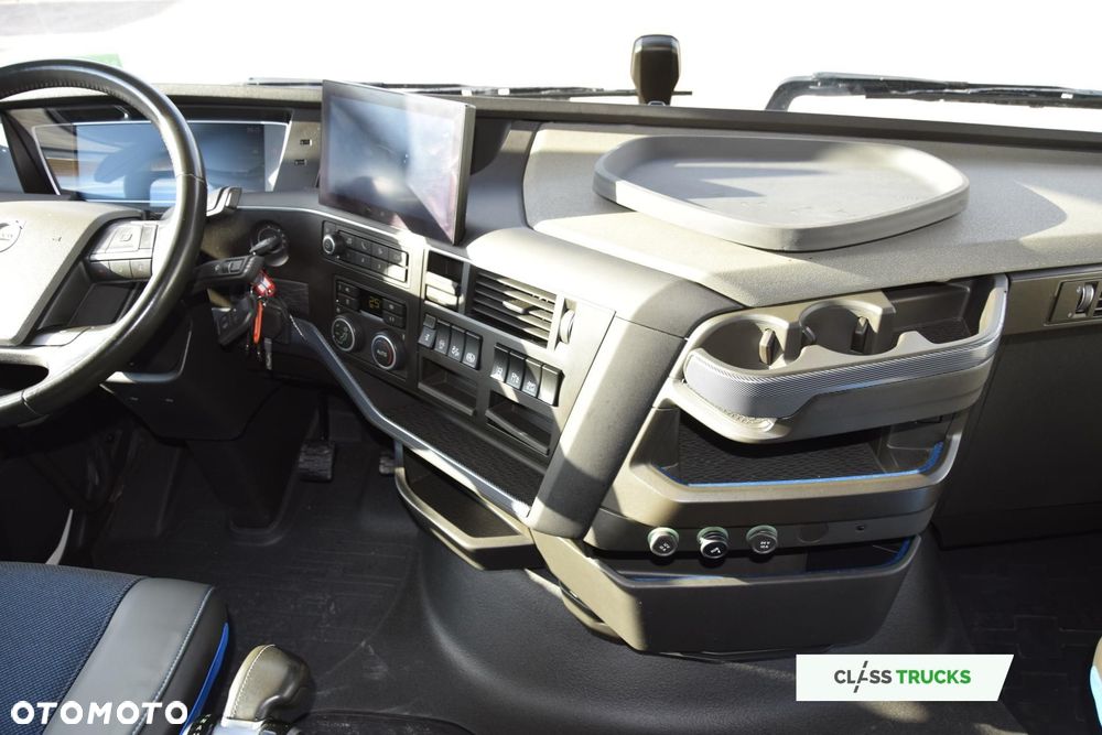 Volvo FH 460 Globetrotter XL i-Save - 12