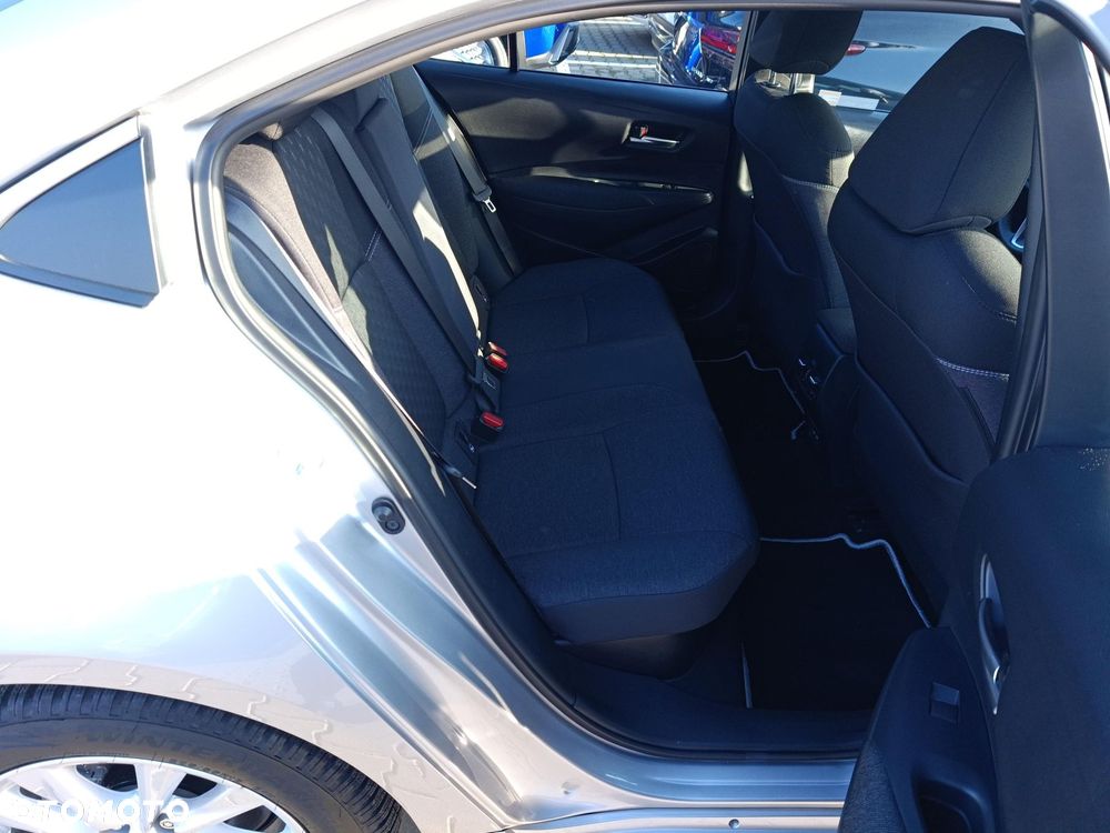 Toyota Corolla 1.8 Hybrid Comfort - 13