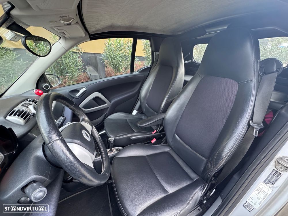 Smart Fortwo Cabrio - 11