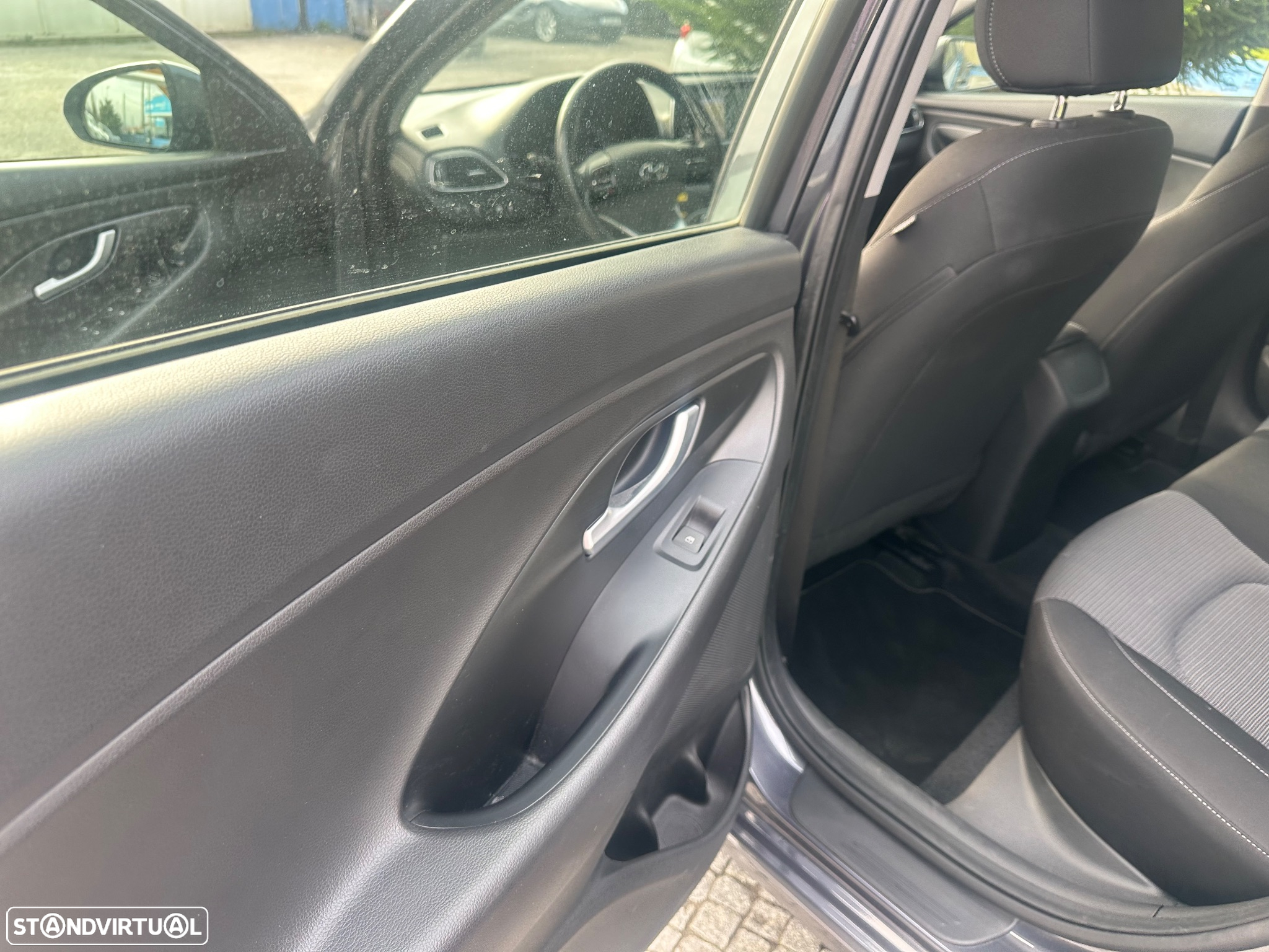Hyundai i30 SW 1.6 CRDi Style - 37