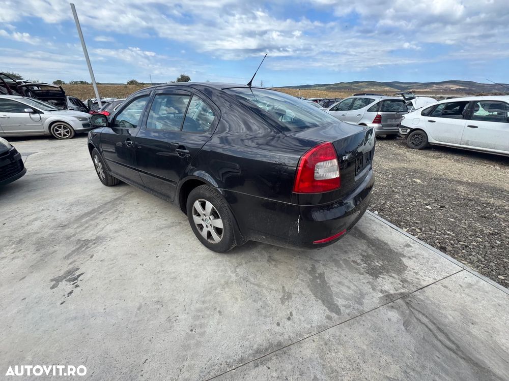 Dezmembram Skoda Octavia 2 Fl 1.6 CAY - 2