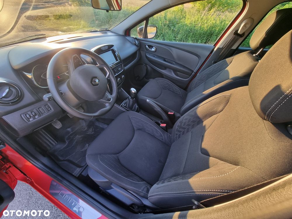 Renault Clio - 8