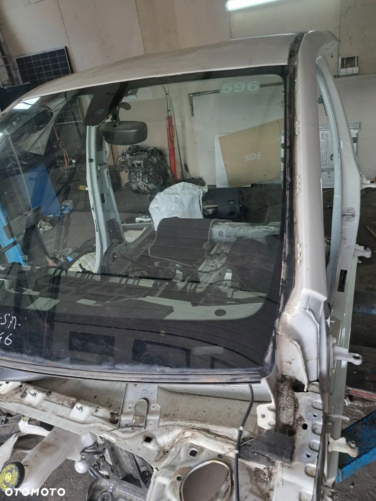 Mercedes B klasa W246 szyba czołowa przednia - 3