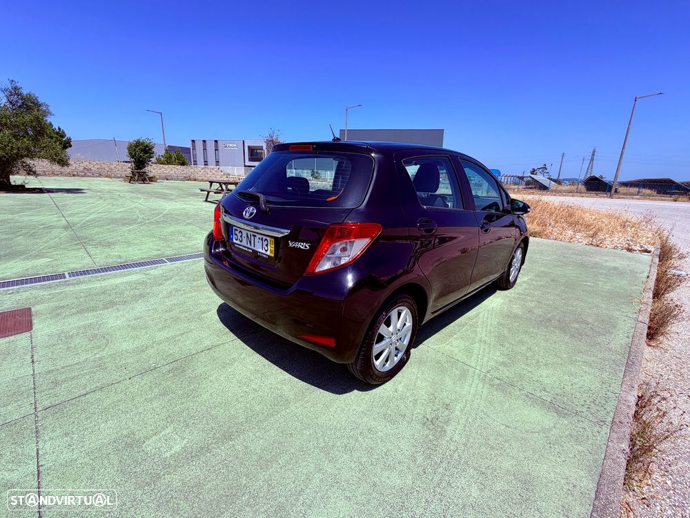 Toyota Yaris 1.0 VVT-i Comfort+P.Style +Navi - 30