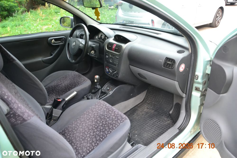 Opel Corsa 1.4 16V Sport - 16