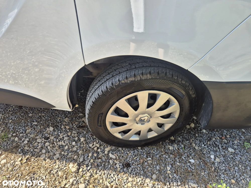 Renault TRAFIC - 11