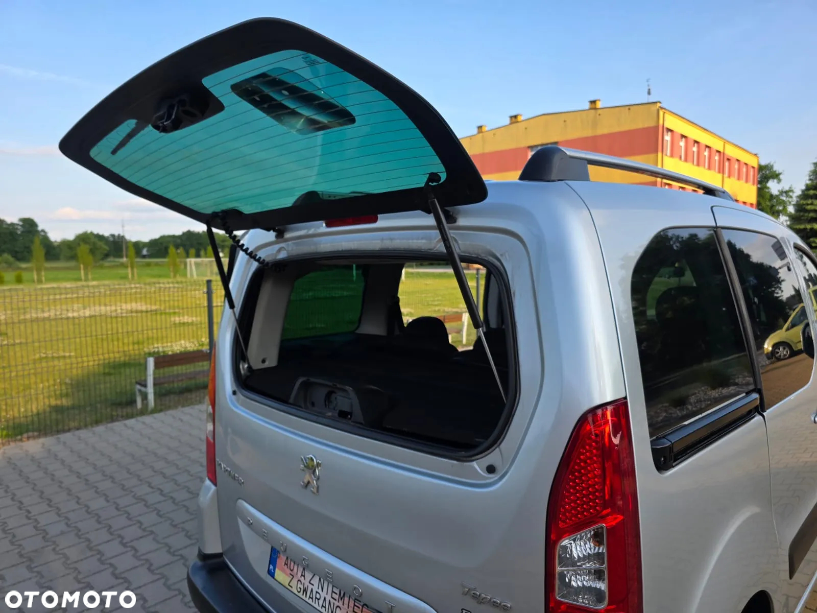 Peugeot Partner Tepee HDi FAP 110 Family - 14