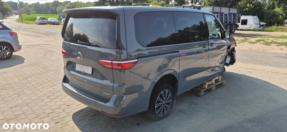 Volkswagen Multivan 1.4 TSI eHybrid PHEV 160kW L1 Life DSG - 23