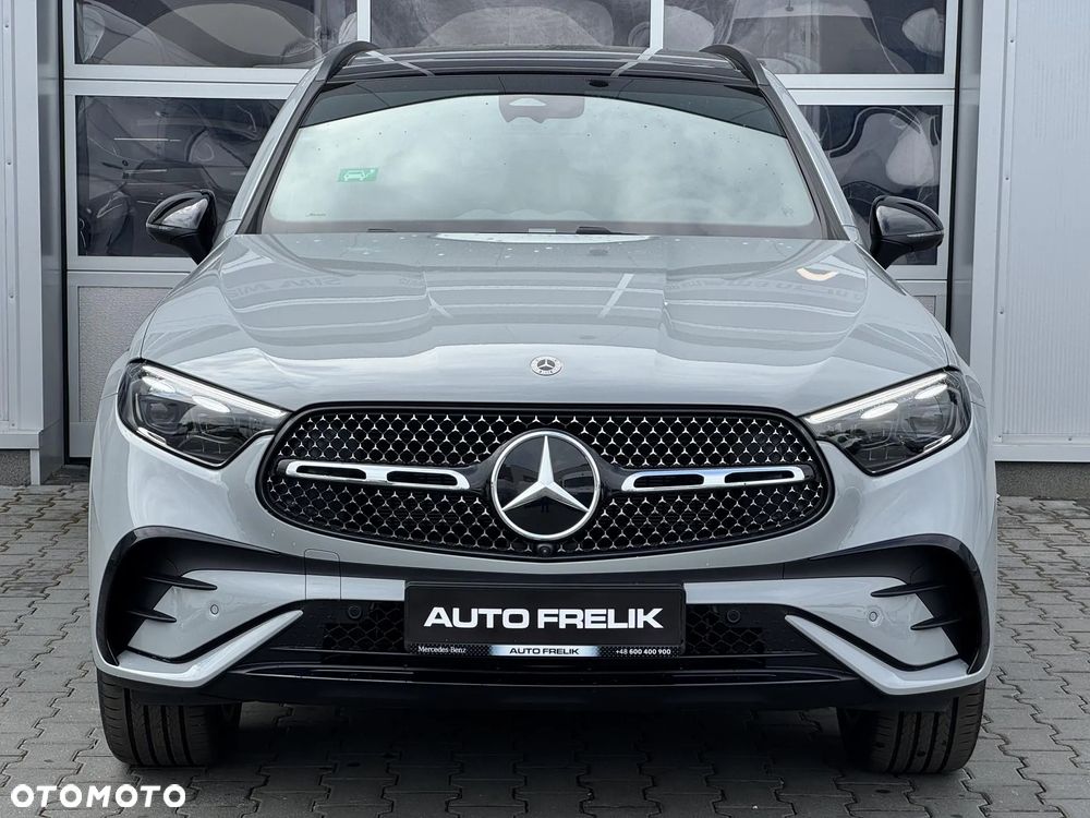 Mercedes-Benz GLC 300 e 4-Matic AMG Line - 4