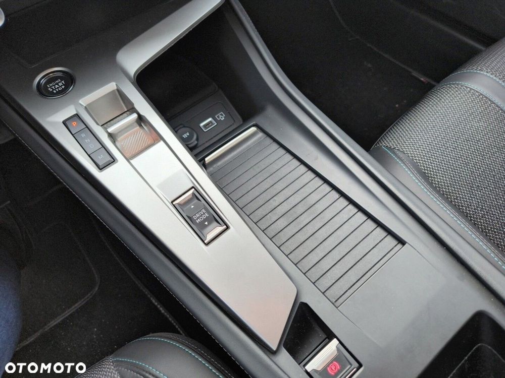 Peugeot 308 - 15