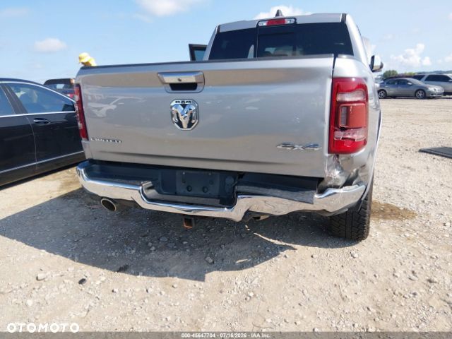 RAM 1500 Crew Cab Shortbed Limited - 10