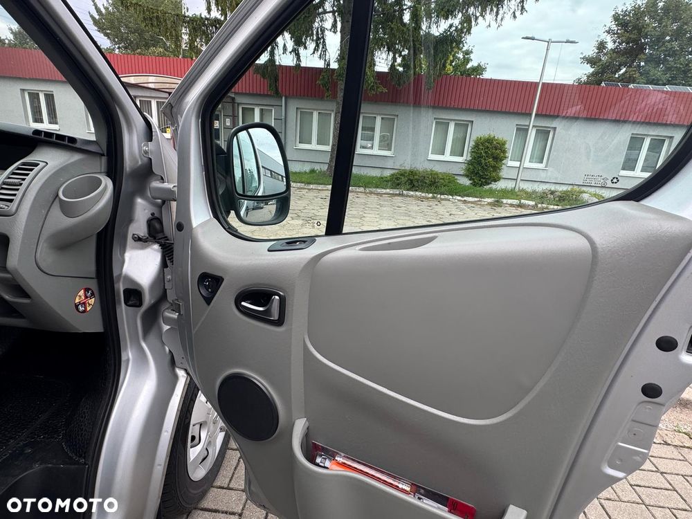Renault Trafic Passenger Pack Clim - 17