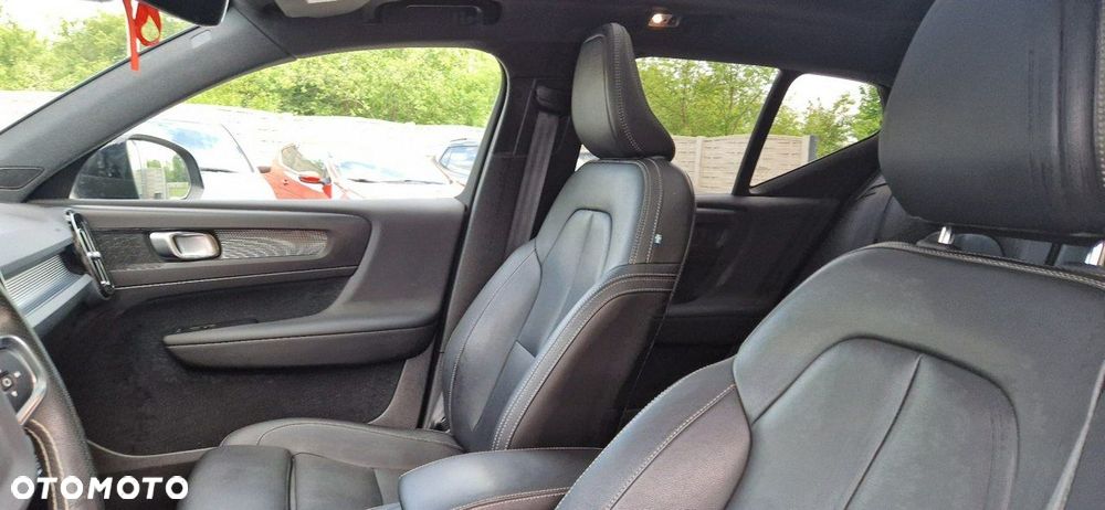Volvo XC 40 - 21