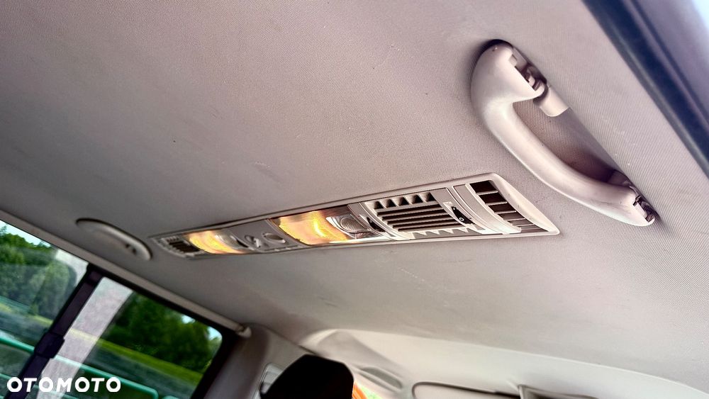 Volkswagen Transporter - 21