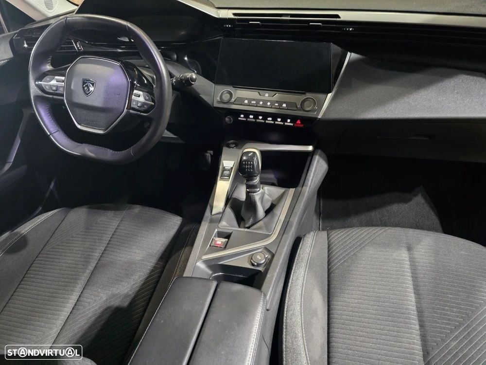 Peugeot 308 - 10